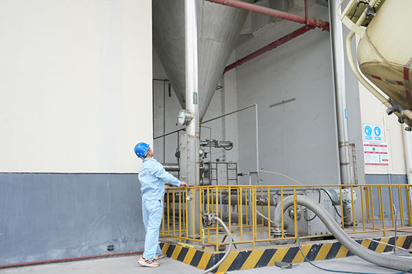 কাঁচামাল পরিবহন